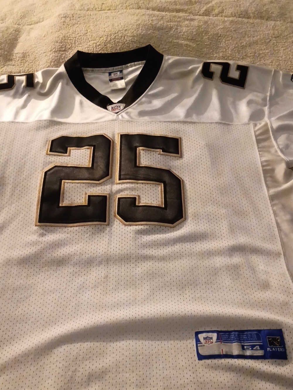 Reebok White Men's Football Jersey with Black & Gold '25'
